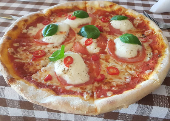 Pizza Bufalina